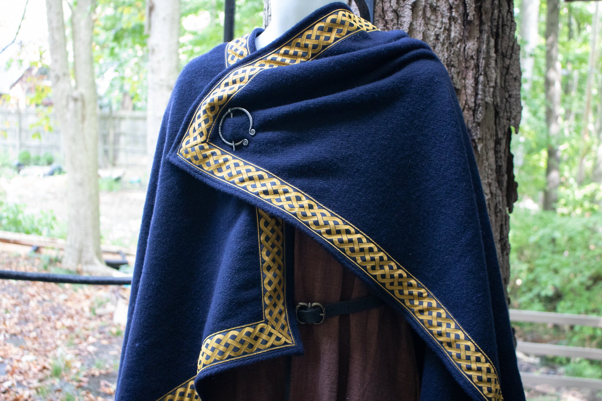 Viking Cloak Heavy Wool W/ Trim – Folk Of The Wood