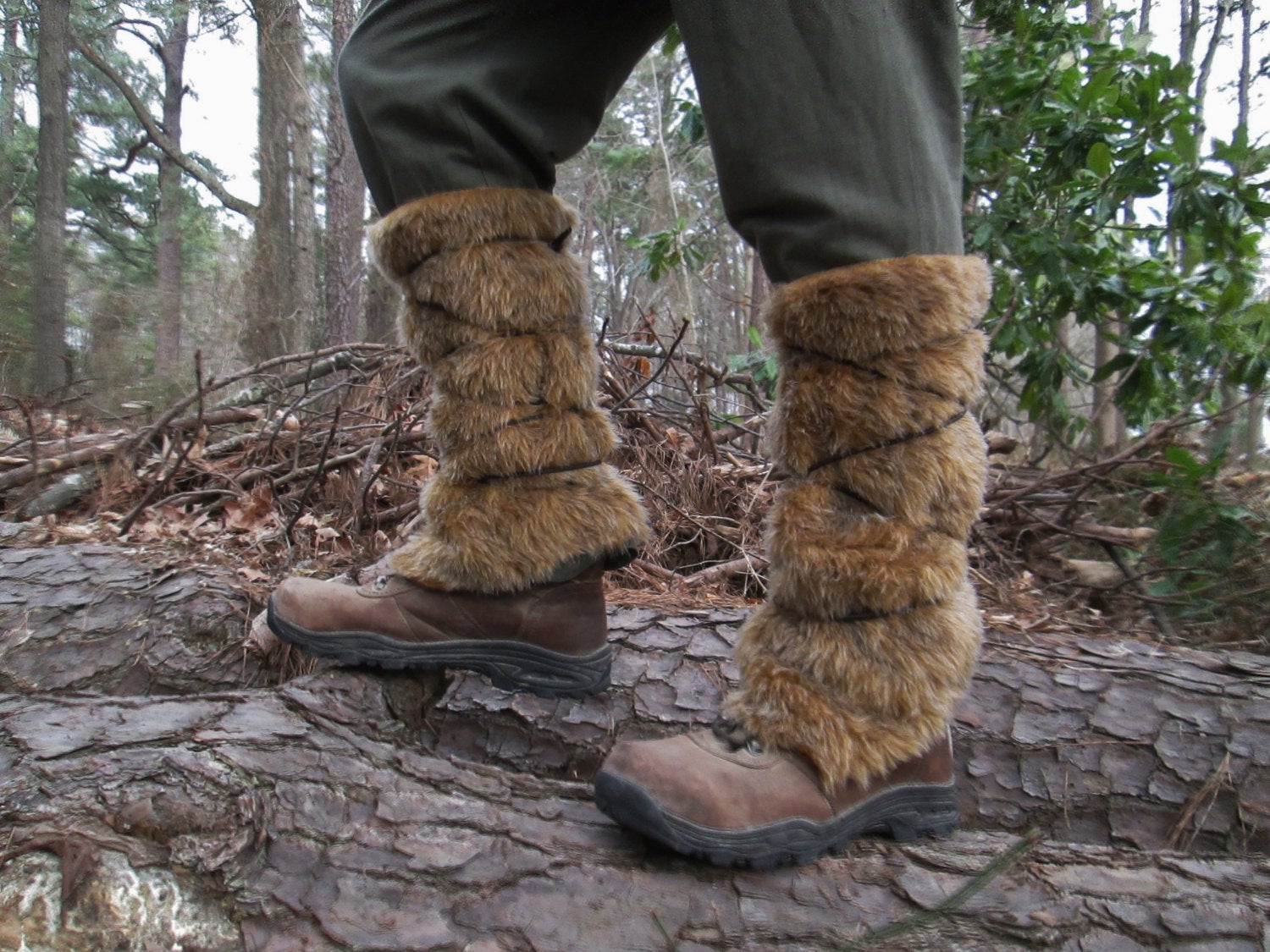 Faux Fur Leggings / Boot Covers – Folk Of The Wood