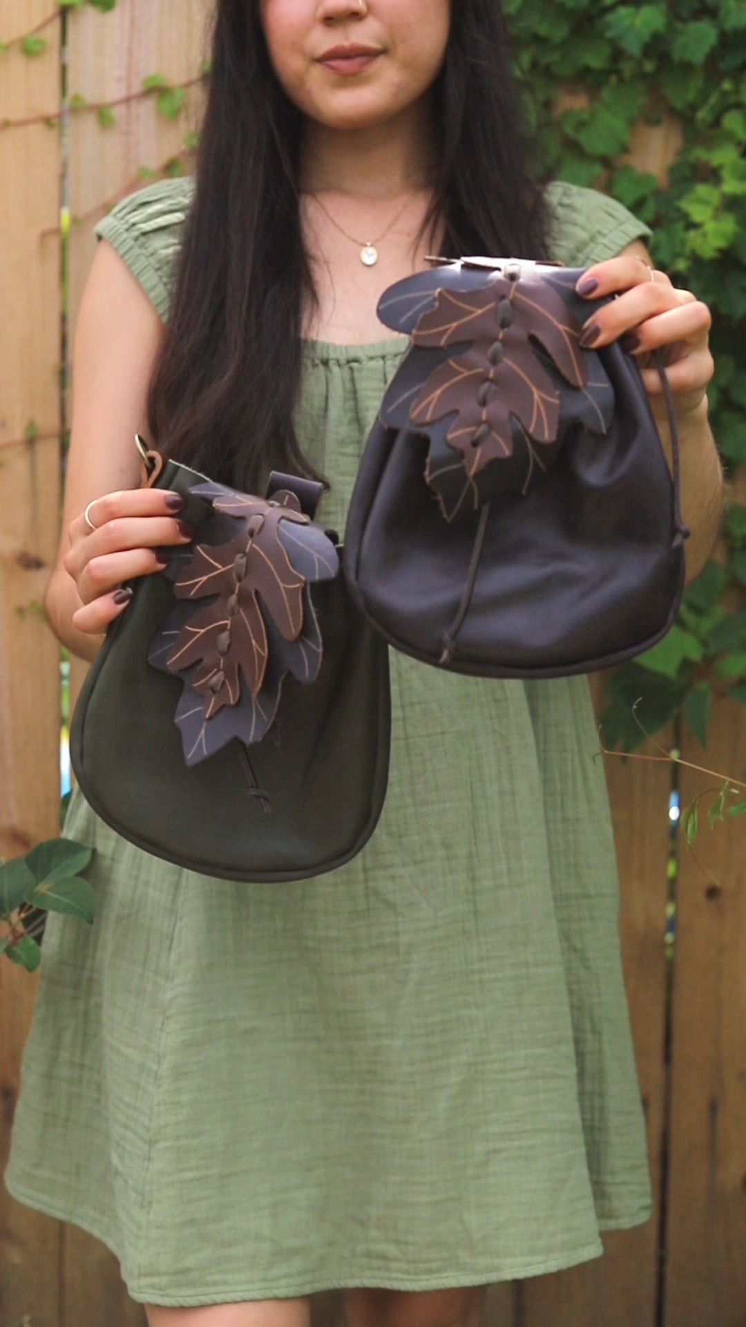 866071_2